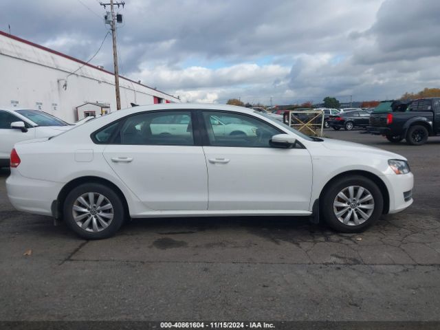 1VWAT7A3XFC056142 Volkswagen Passat 1.8t Wolfsburg Edition
