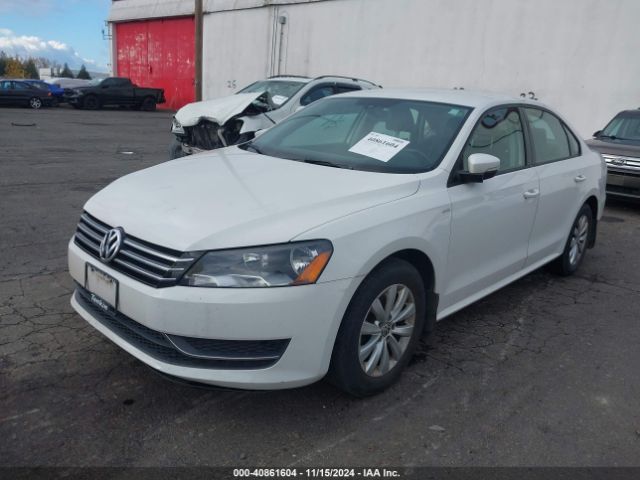 1VWAT7A3XFC056142 Volkswagen Passat 1.8t Wolfsburg Edition