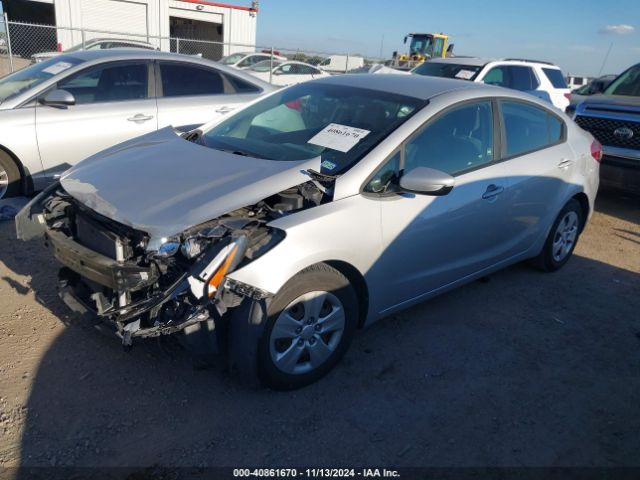 3KPFL4A78JE212710 KIA FORTE LX