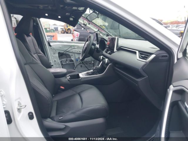 JTM16RFV4RD561320 Toyota Rav4 Hybrid Se