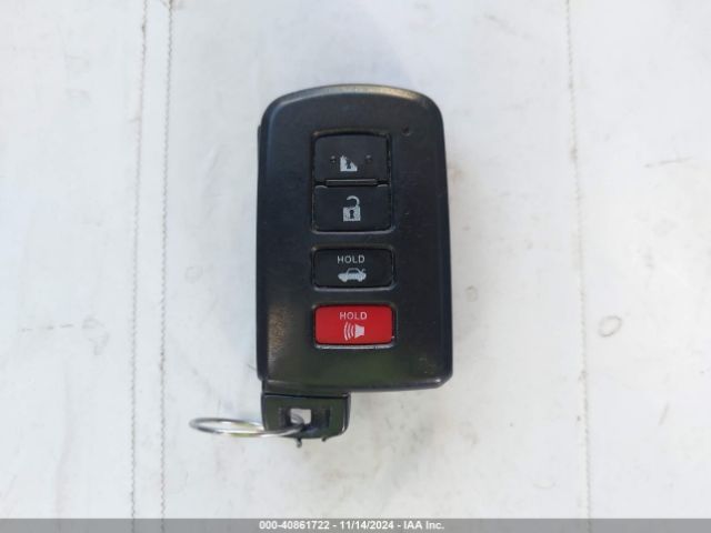 4T1BD1FK9EU106261 Toyota Camry Hybrid Xle