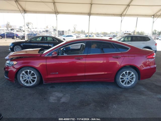 3FA6P0MU9KR239865 Ford Fusion Hybrid Sel
