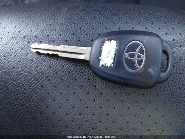 4T1BF1FK4EU832832 Toyota CAMRY SE