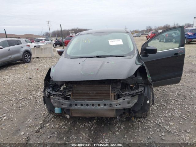 1FMCU9GX5EUC60737 Ford ESCAPE SE
