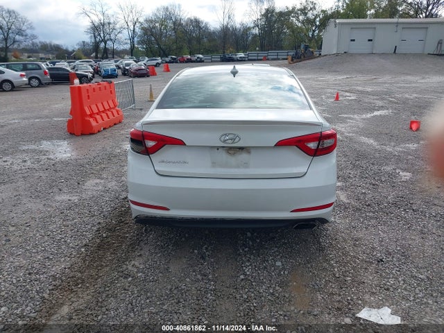 Hyundai SONATA SE 2015 5NPE24AF9FH228052 Image 16
