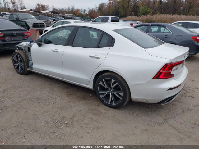 7JRL12TM4NG192138 Volvo S60 B5 R-design