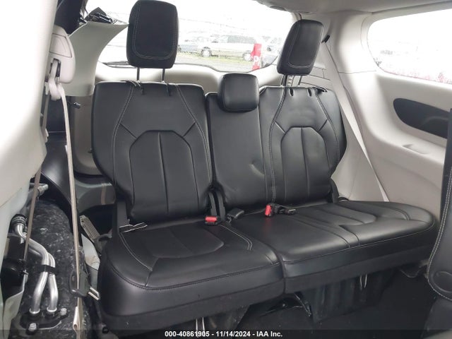 Chrysler Pacifica Hybrid Select 2024 2C4RC1S70RR153561 Image 18
