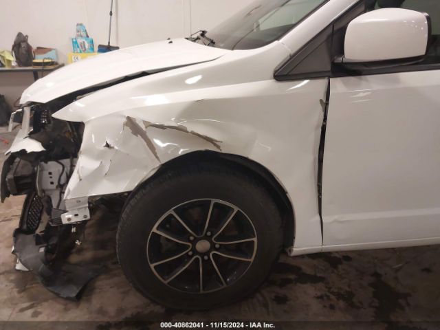 2C4RDGEG4JR302098 Dodge Grand Caravan Gt