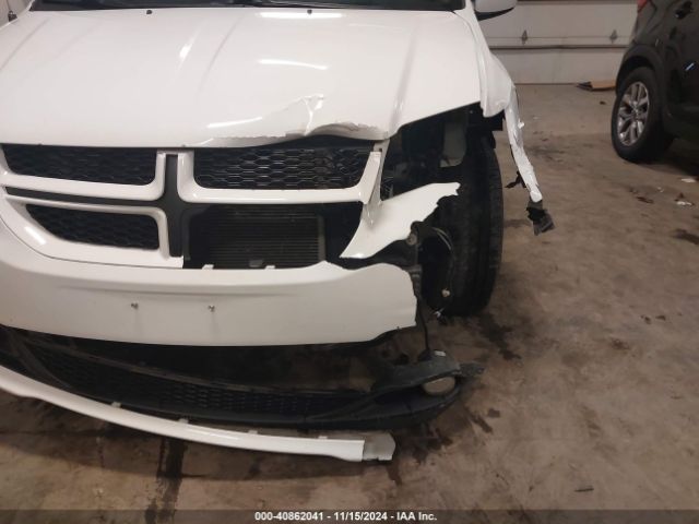 2C4RDGEG4JR302098 Dodge Grand Caravan Gt