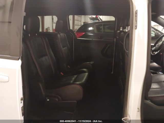 2C4RDGEG4JR302098 Dodge Grand Caravan Gt