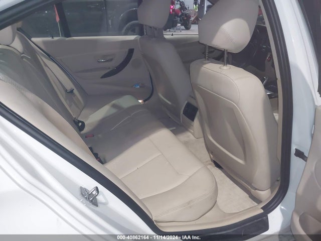 BMW 320i Xdrive 2014 WBA3C3C54EF986924 Image 8