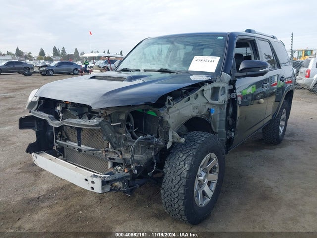 Toyota 4runner Trail Premium 2016 JTEBU5JRXG5372655 Image 2