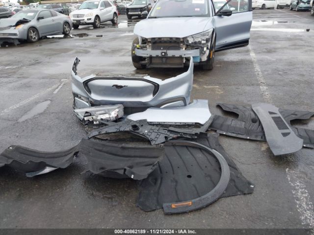 3FMTK3R72NMA02616 Ford Mustang Mach-e Premium