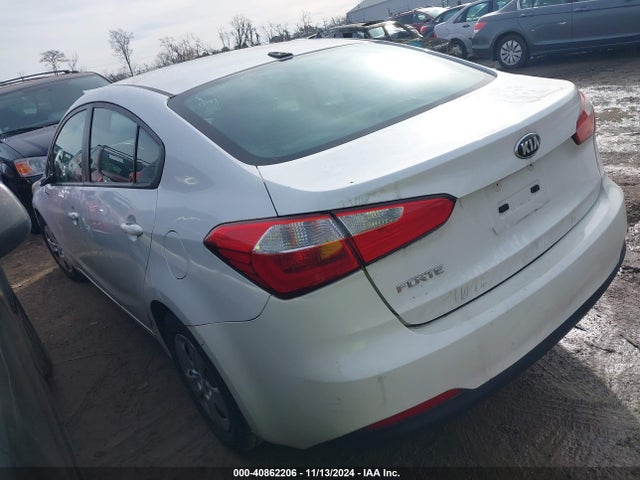 KIA FORTE LX 2015 KNAFX4A62F5399891 Image 3