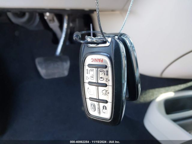 2C4RC1BG2NR182568 Chrysler Pacifica Touring L