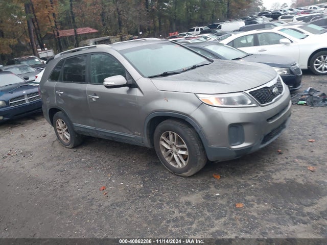 KIA Sorento Lx V6 2015 5XYKTDA79FG607987 Image 1