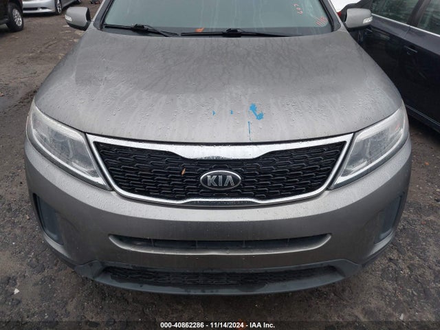 KIA Sorento Lx V6 2015 5XYKTDA79FG607987 Image 6