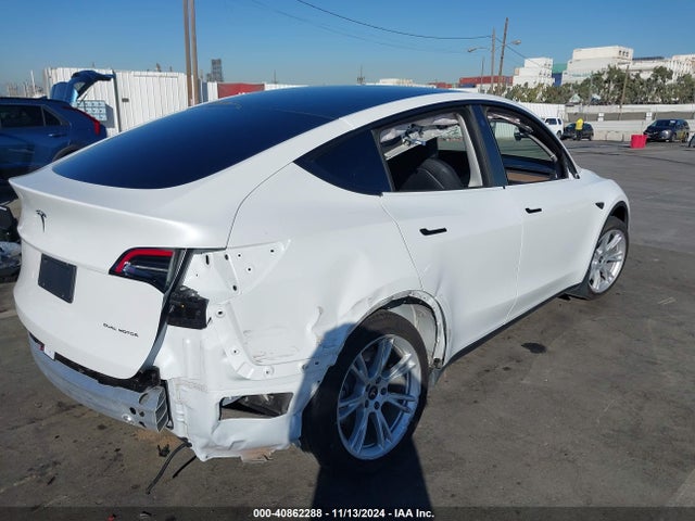 2021 TESLA MODEL Y 5YJYGDEE8MF271017 Photo 3