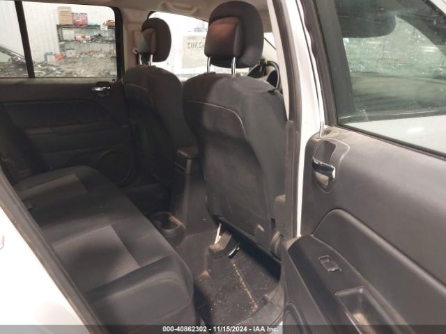 1C4NJDBB0ED693791 Jeep Compass Sport