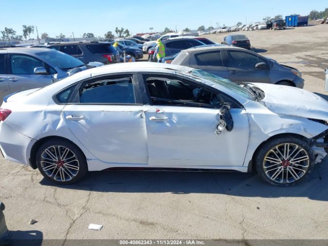 3KPF44AC4NE493100 KIA FORTE GT