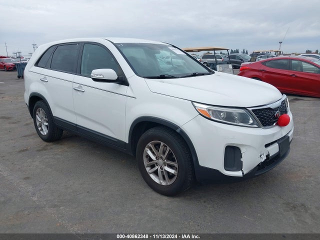 KIA SORENTO LX 2015 5XYKT3A62FG630495 Image 1