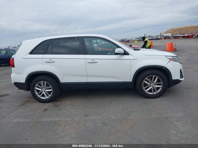 KIA SORENTO LX 2015 5XYKT3A62FG630495 Image 13