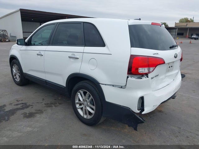 KIA SORENTO LX 2015 5XYKT3A62FG630495 Image 3