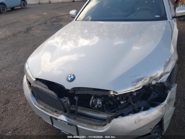 WBA53BH09MWW97018 BMW 530I