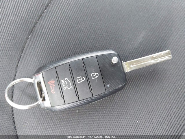 KIA SOUL + 2015 KNDJP3A56F7812723 Image 11