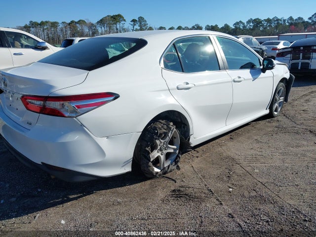 4T1B11HK7JU100569 Toyota CAMRY LE