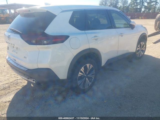 5N1AT3BA9MC787369 Nissan Rogue Sv Fwd