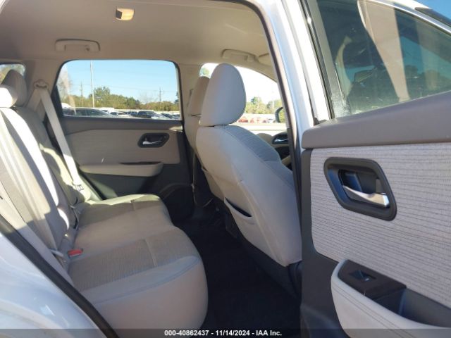 5N1AT3BA9MC787369 Nissan Rogue Sv Fwd