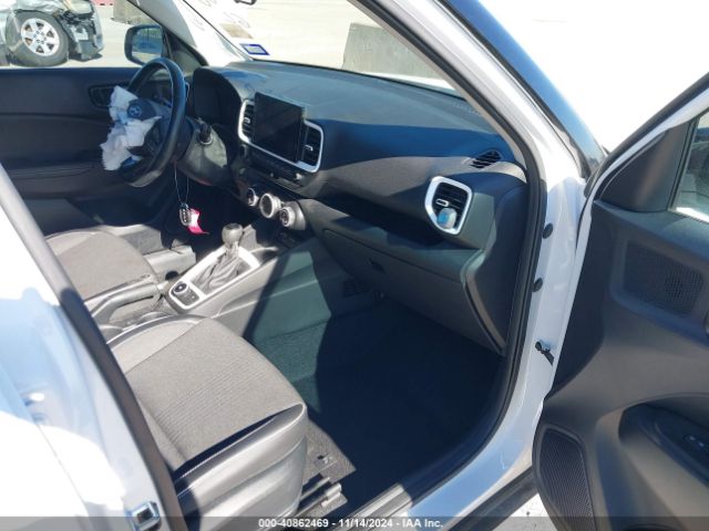 KMHRC8A31NU180865 Hyundai Venue Limited