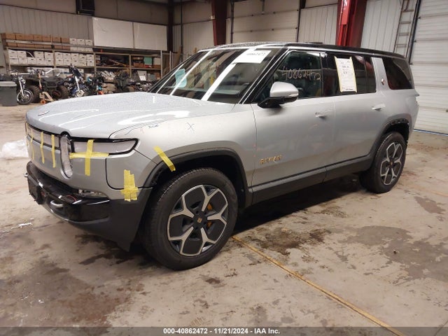 7PDSGABA9RN039601 Rivian R1s Adventure Quad Motor Large Pack