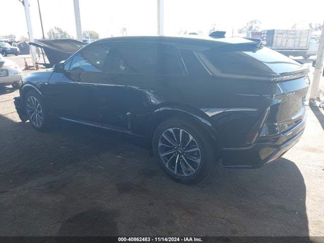 2024 CADILLAC LYRIQ 1GYKPTRK4RZ109283 Photo 2