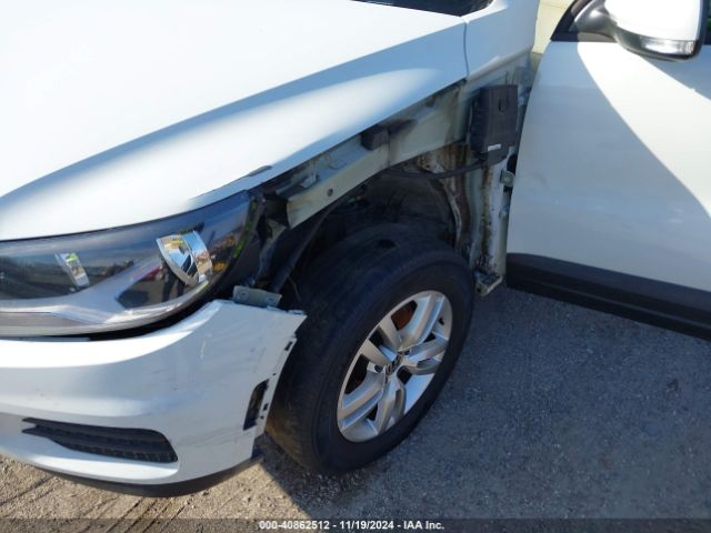 WVGAV7AX6GW582814 Volkswagen TIGUAN S