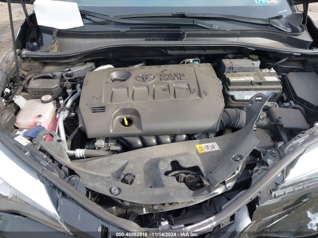 NMTKHMBX8NR145826 Toyota C-HR XLE