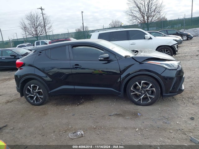 NMTKHMBX8NR145826 Toyota C-HR XLE