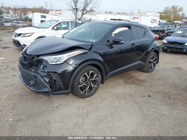 NMTKHMBX8NR145826 Toyota C-HR XLE
