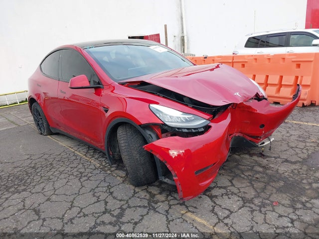 2021 TESLA MODEL Y 5YJYGAEE4MF200475 Photo 0