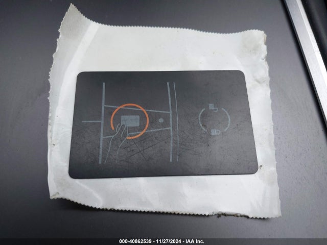 2021 TESLA MODEL Y 5YJYGAEE4MF200475 Photo 10