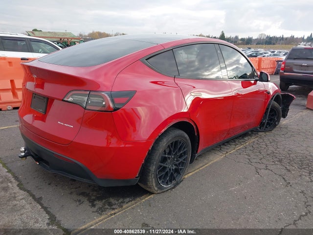 2021 TESLA MODEL Y 5YJYGAEE4MF200475 Photo 3