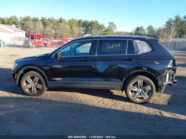 3VV2B7AX8LM132062 Volkswagen Tiguan 2.0t Se/2.0t Se R-line Black/2.0t Sel