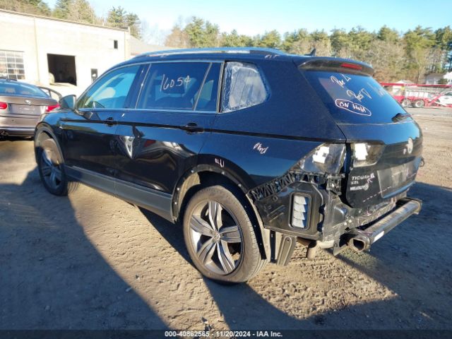 3VV2B7AX8LM132062 Volkswagen Tiguan 2.0t Se/2.0t Se R-line Black/2.0t Sel