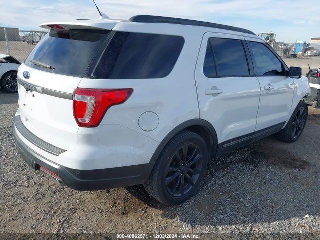 Ford EXPLORER XLT 2018 1FM5K7D86JGA68574 Image 4