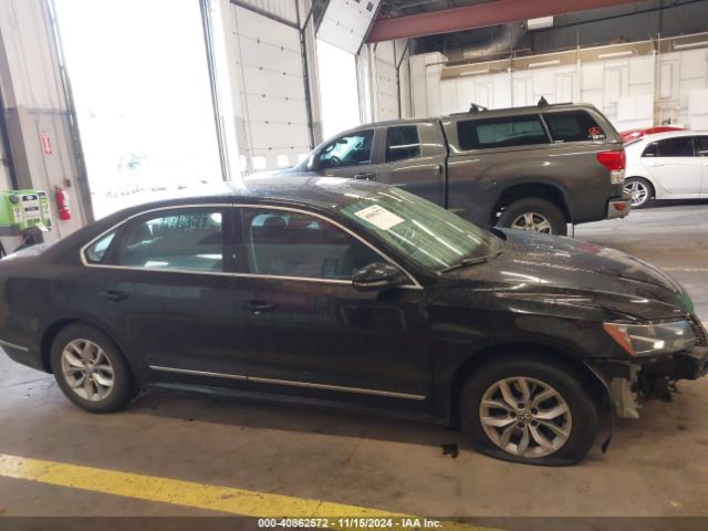 1VWAT7A39GC039253 Volkswagen Passat 1.8t S
