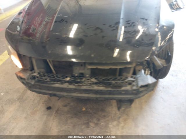 1VWAT7A39GC039253 Volkswagen Passat 1.8t S