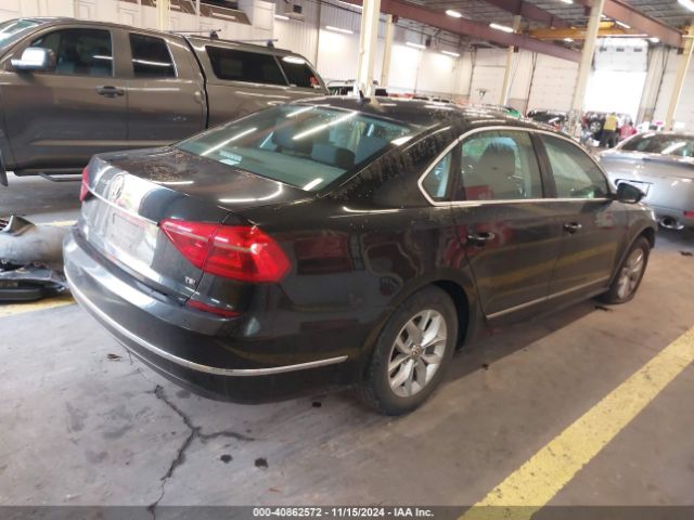1VWAT7A39GC039253 Volkswagen Passat 1.8t S