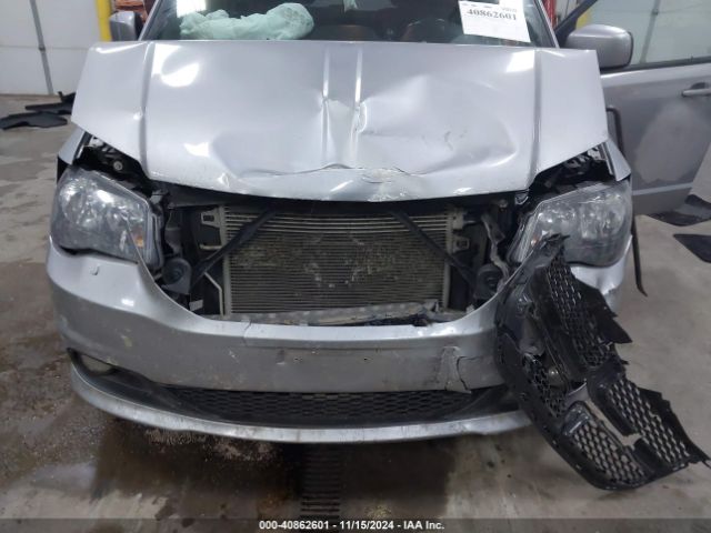 2C4RDGBG6JR200130 Dodge Grand Caravan Se Plus