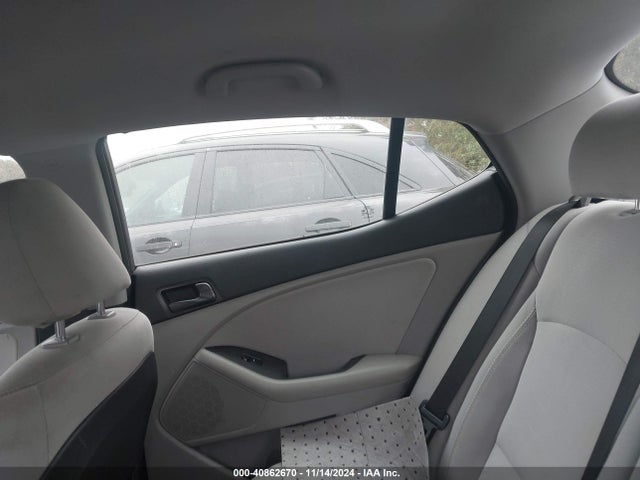 KIA Optima Lx 2015 5XXGM4A77FG459300 Image 8